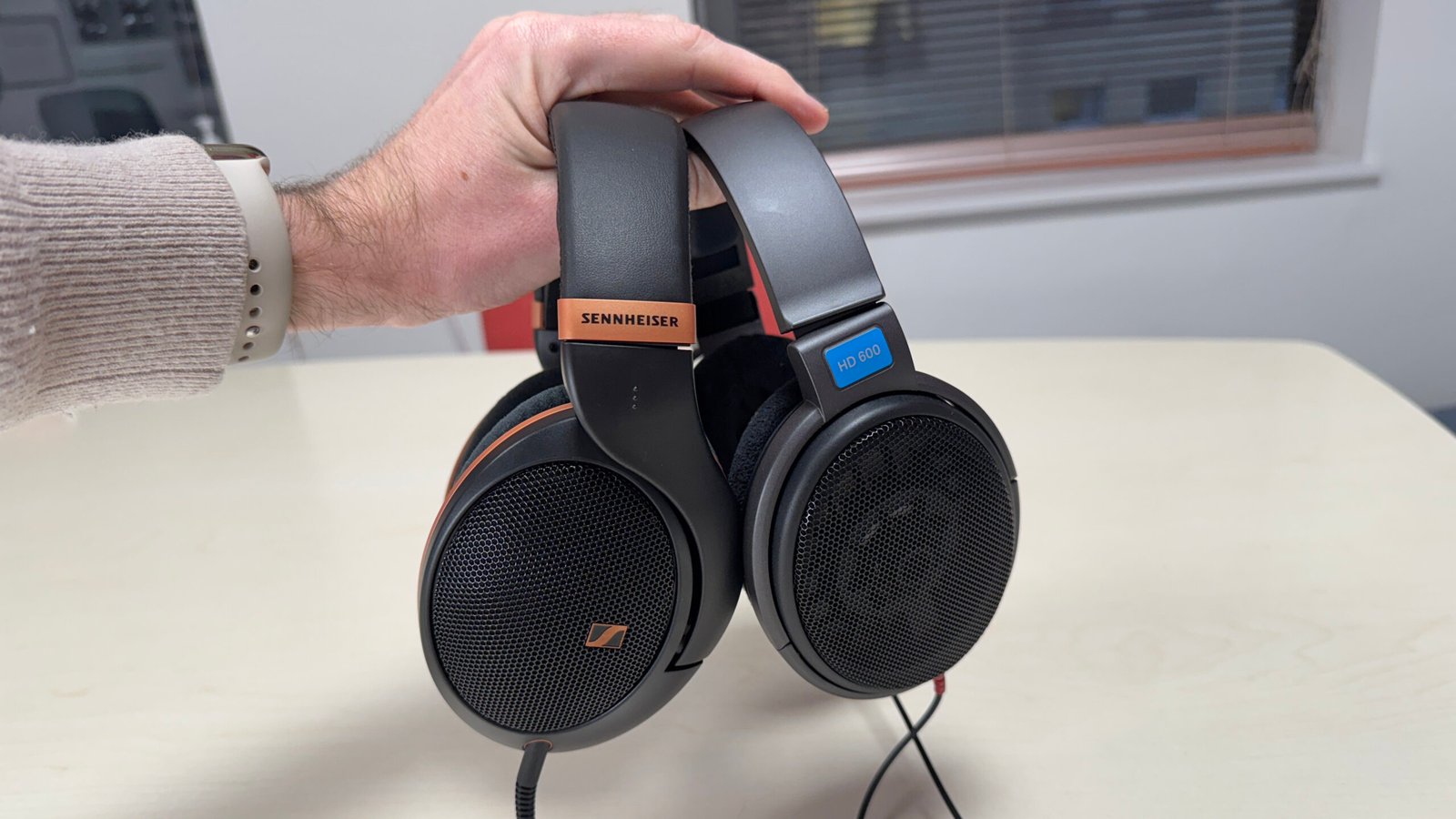 sennheiser’s-hd-505-entry-level-headphones-are-here,-and-i-compared-them-to-the-hd-600