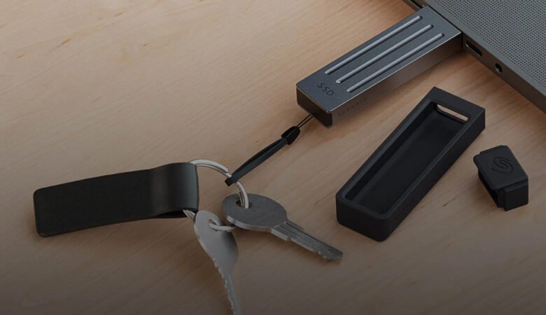 Seagate Contributes To The Slow Demise Of Flash Drives With An SSD That Looks Like A Thumb Stick
